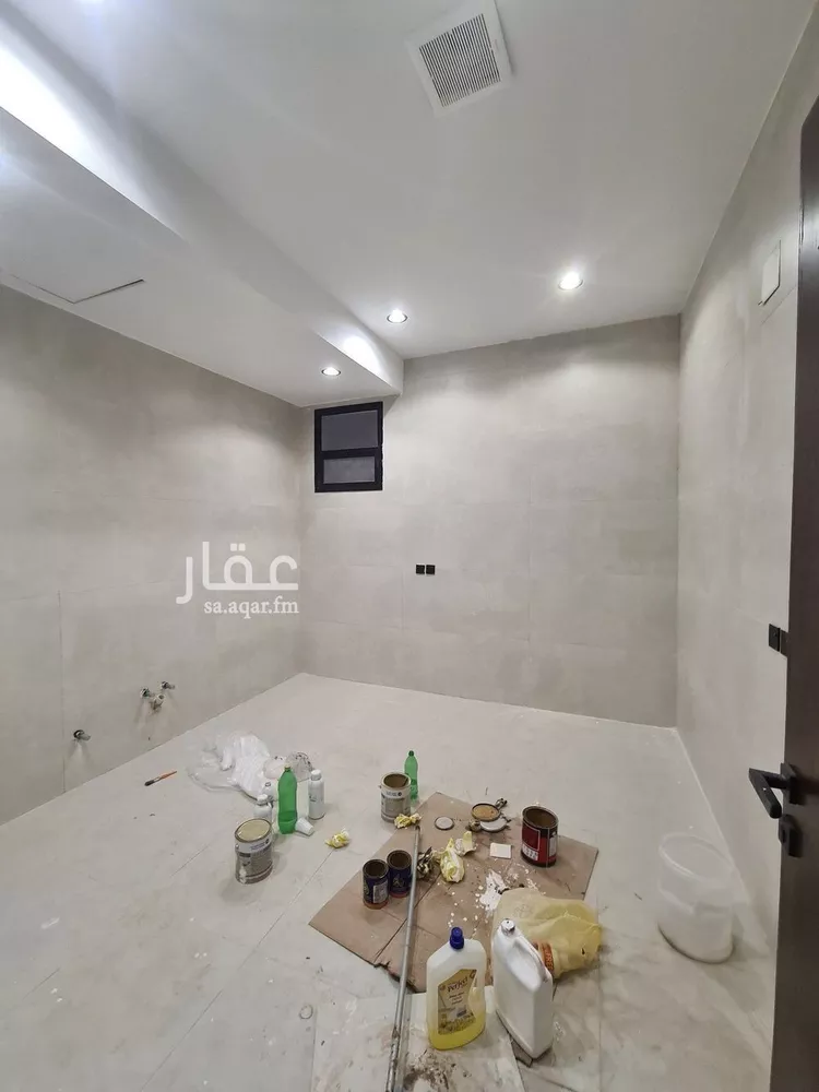 فيلا للبيع في شارع العزيزيه, حي طيبة, مدينة الرياض, منطقة الرياض 8