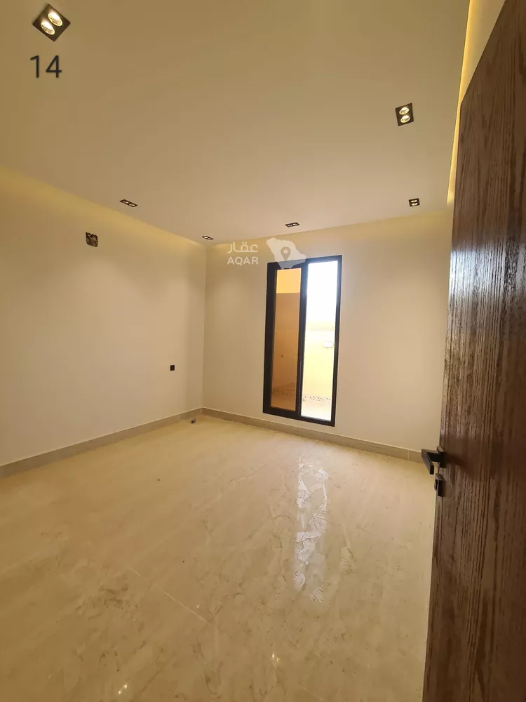 فيلا للبيع في شارع العزيزيه, حي طيبة, مدينة الرياض, منطقة الرياض 15