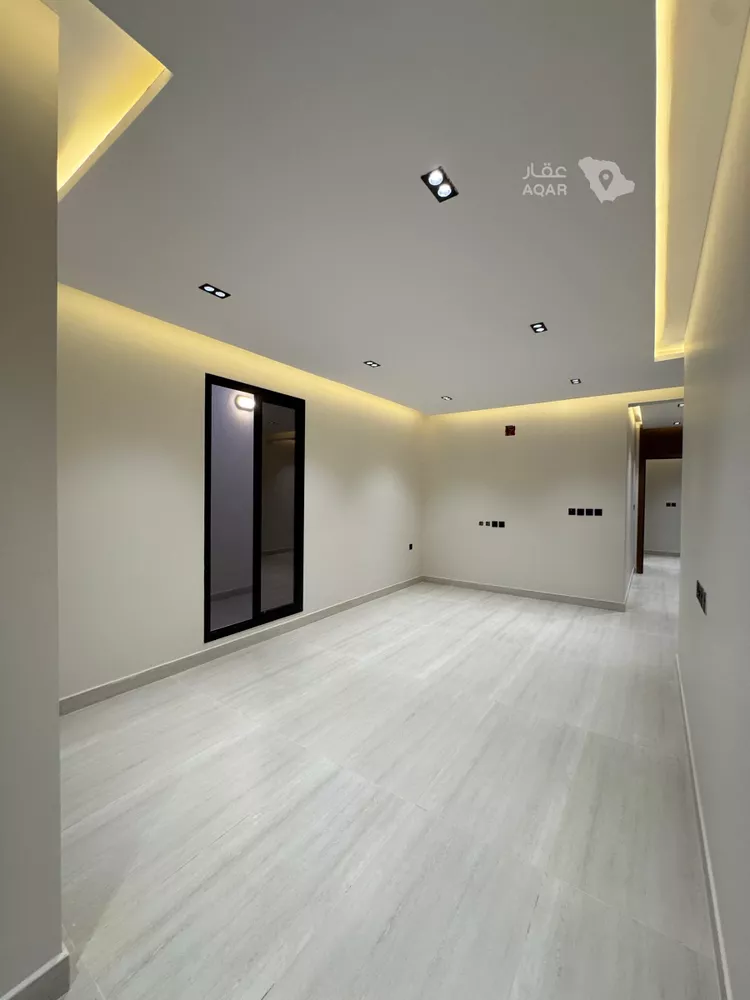 Floor for Sale in Riyadh Dahiat Namar 9