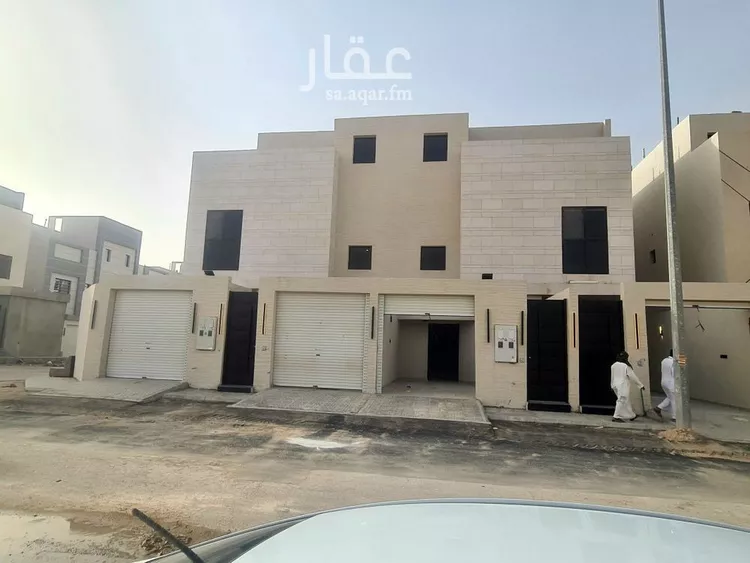 دور للبيع في شارع الإمام مالك, حي بدر, مدينة الرياض, منطقة الرياض صورة 2