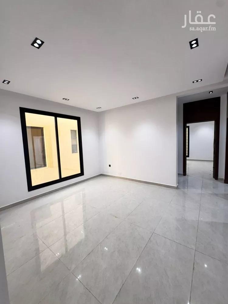 دور للبيع في شارع عثمان بن صدقة, حي طويق, مدينة الرياض, منطقة الرياض صورة 3