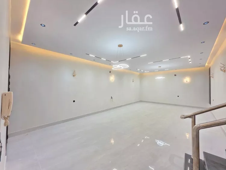فيلا للبيع في شارع العزيزيه, حي طيبة, مدينة الرياض, منطقة الرياض صورة 4