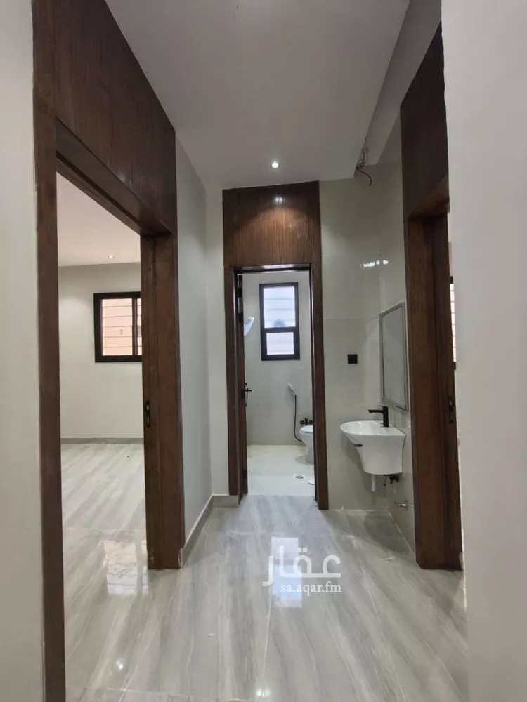 فيلا للبيع في شارع العزيزيه, حي طيبة, مدينة الرياض, منطقة الرياض 18
