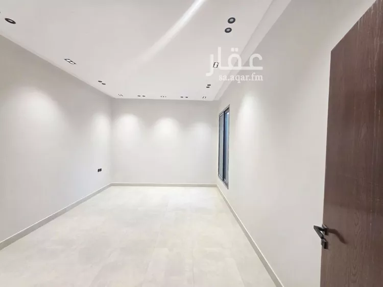 فيلا للبيع في شارع العزيزيه, حي طيبة, مدينة الرياض, منطقة الرياض 8