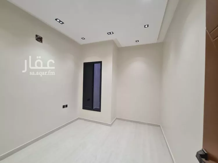 دور للبيع في شارع السيد عبدالله شطا, حي بدر, مدينة الرياض, منطقة الرياض 9
