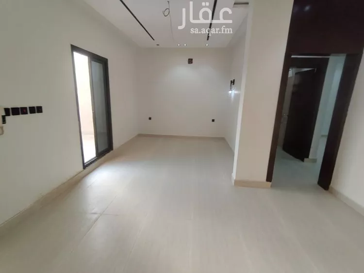 شقة للبيع في شارع العزيزيه, حي طيبة, مدينة الرياض, منطقة الرياض 8