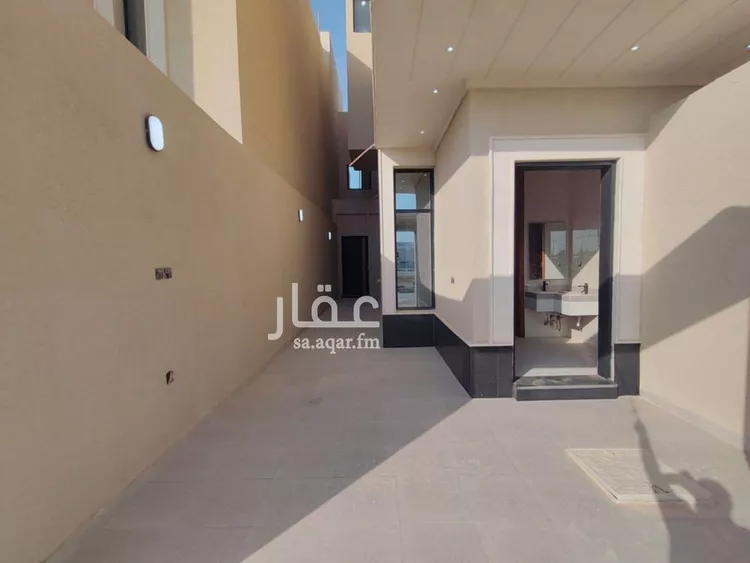 فيلا للبيع في شارع العزيزيه, حي طيبة, مدينة الرياض, منطقة الرياض صورة 4