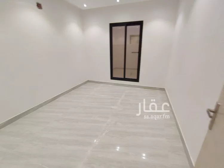 فيلا للبيع في شارع ابن نعيم, حي طيبة, مدينة الرياض, منطقة الرياض صورة 3
