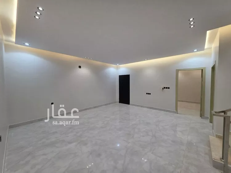 فيلا للبيع في شارع العزيزيه, حي طيبة, مدينة الرياض, منطقة الرياض 14