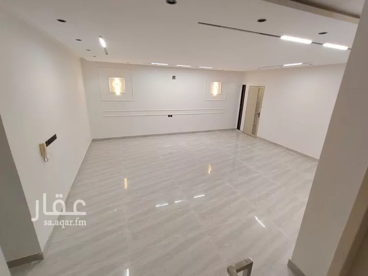فيلا للبيع في شارع ابن نعيم, حي طيبة, مدينة الرياض, منطقة الرياض 7
