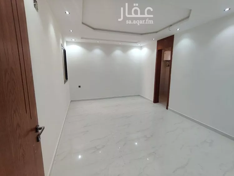 فيلا للبيع في شارع ابن نعيم, حي طيبة, مدينة الرياض, منطقة الرياض 12