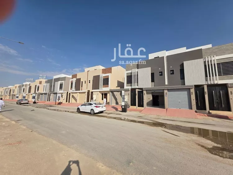 فيلا للبيع في شارع ابن نعيم, حي طيبة, مدينة الرياض, منطقة الرياض صورة 4
