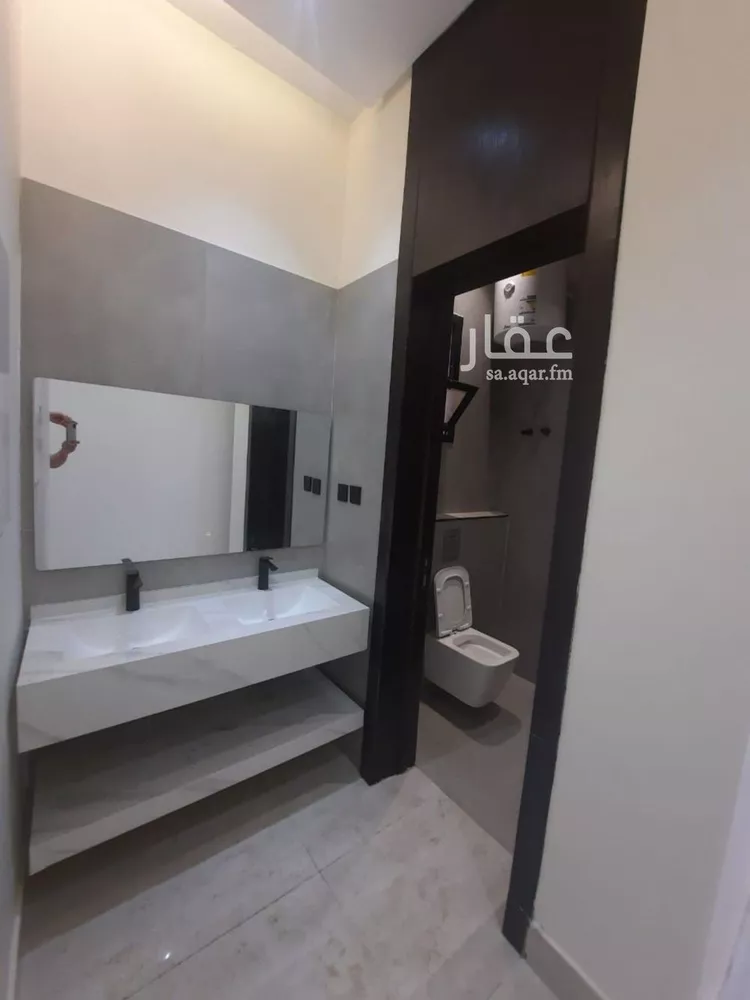 Floor for Sale in Riyadh Al Uraija Al Gharbiyah 13