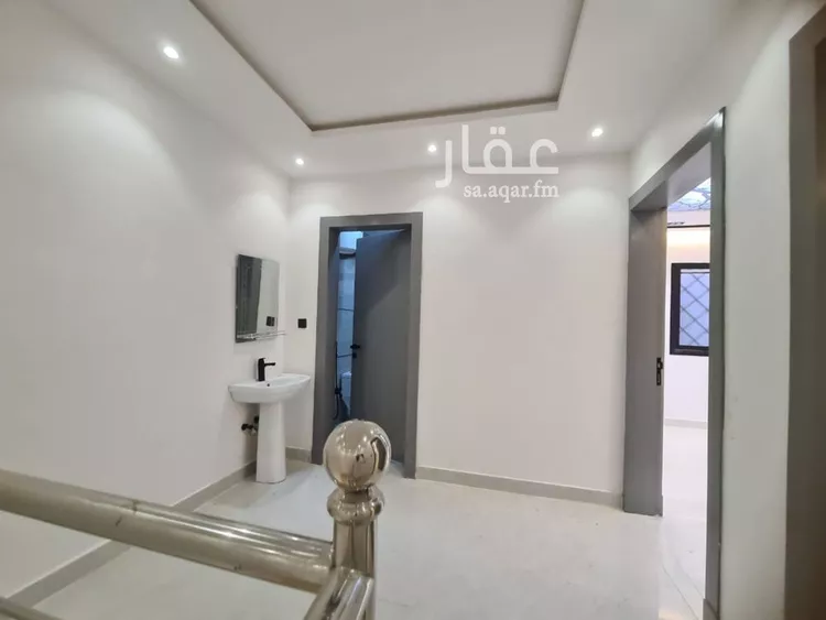 فيلا للبيع في شارع العزيزيه, حي طيبة, مدينة الرياض, منطقة الرياض 11