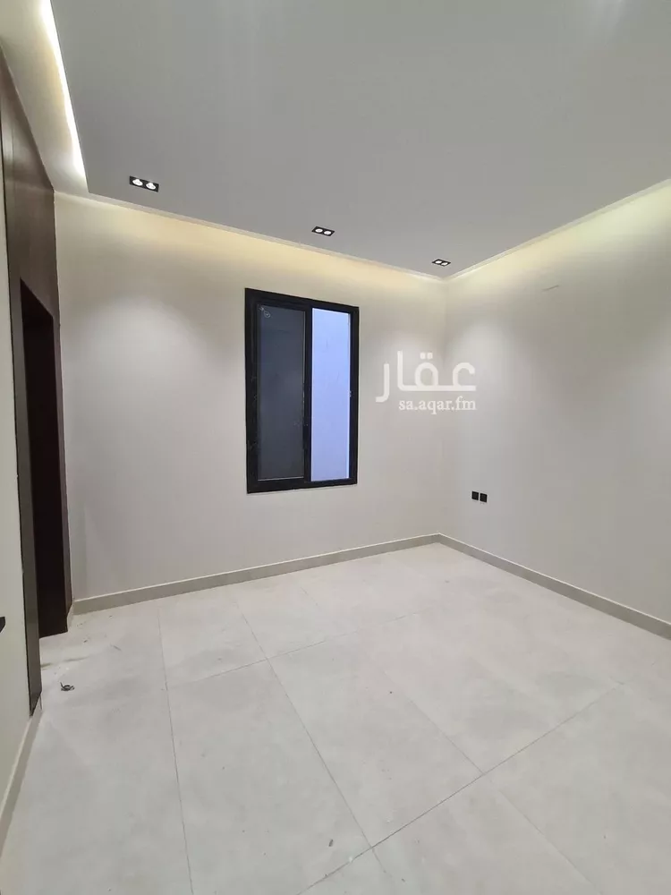 فيلا للبيع في شارع العزيزيه, حي طيبة, مدينة الرياض, منطقة الرياض 11