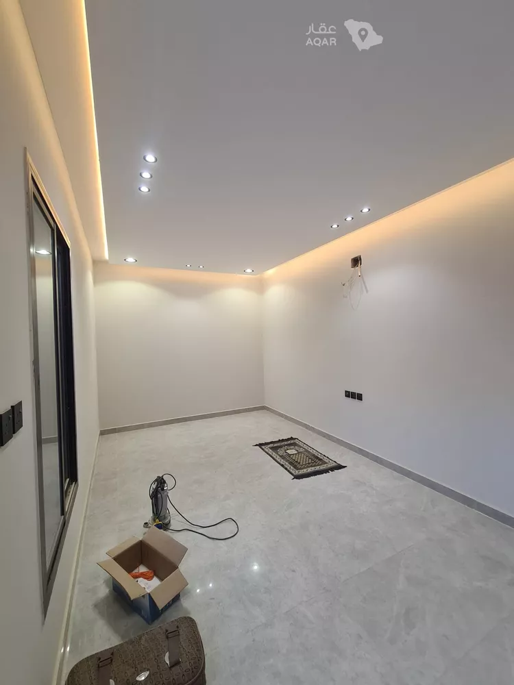 دور للبيع في شارع العزيزيه, حي طيبة, مدينة الرياض, منطقة الرياض صورة 3