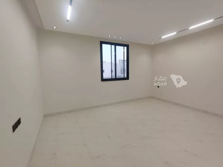 فيلا للبيع في شارع ابن نعيم, حي طيبة, مدينة الرياض, منطقة الرياض 9