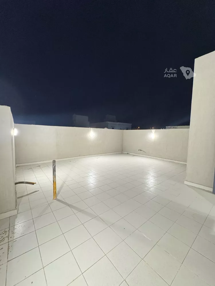 فيلا للبيع في شارع رقم 42, حي ظهرة لبن, مدينة الرياض, منطقة الرياض 17