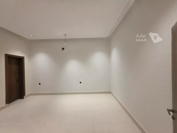 فيلا للبيع في شارع العزيزيه, حي طيبة, مدينة الرياض, منطقة الرياض 7