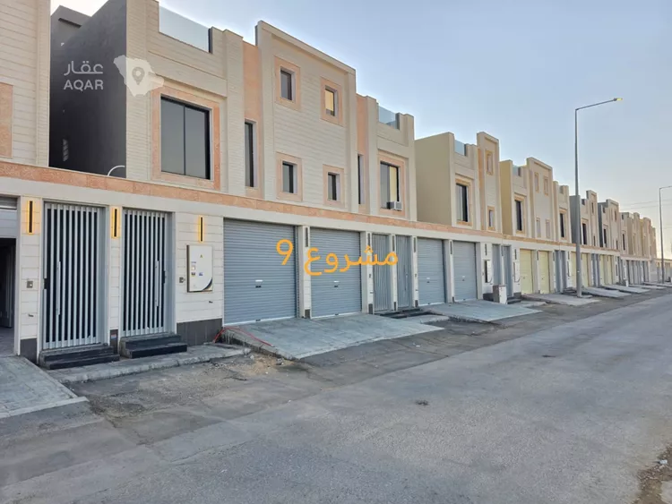 فيلا للبيع في شارع الامام مسلم, حي بدر, مدينة الرياض, منطقة الرياض 3