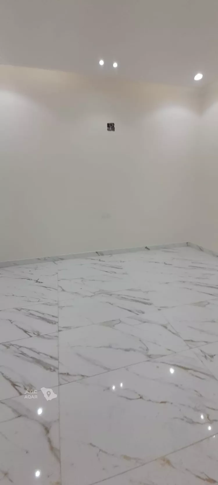 فيلا للبيع في شارع الحسين بن الأنجب, حي العريجاء الغربي, مدينة الرياض, منطقة الرياض 12