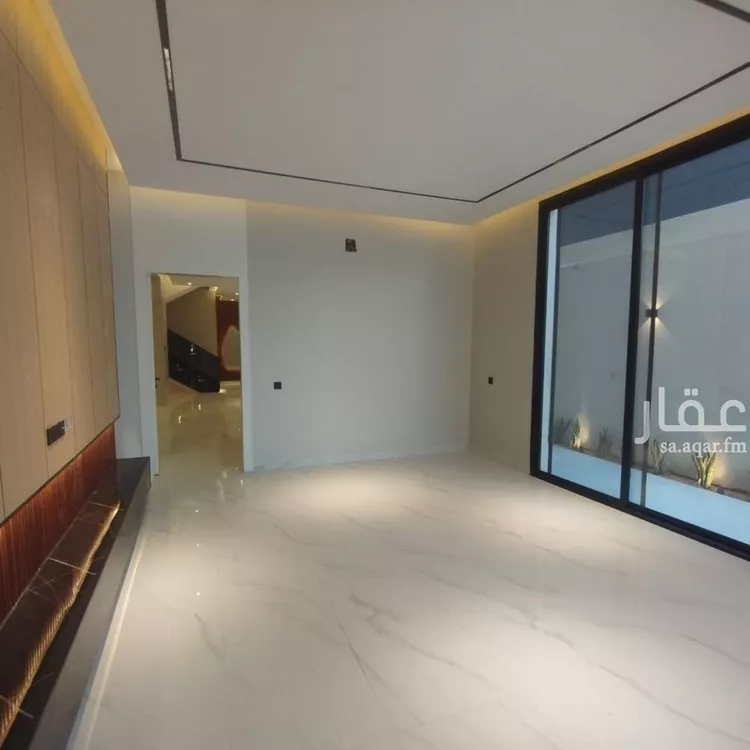 فيلا للبيع في شارع عبدالخالق الصابوني, حي عكاظ, مدينة الرياض, منطقة الرياض صورة 3