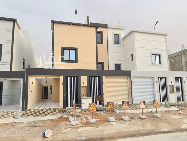 دور للبيع في شارع الامام مسلم, حي بدر, مدينة الرياض, منطقة الرياض صورة 2