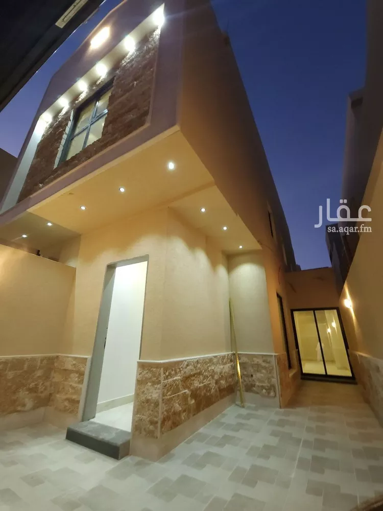 دور للبيع في شارع نجم الدين الايوبي, حي طويق, مدينة الرياض, منطقة الرياض صورة 4