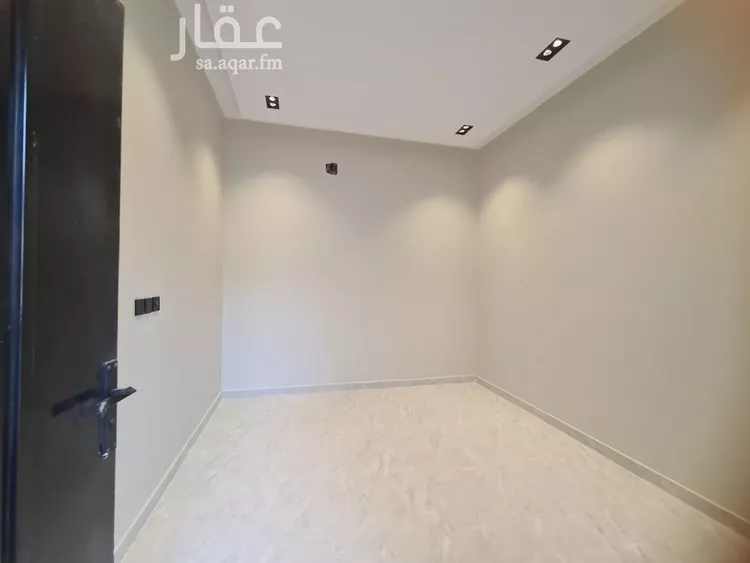 فيلا للبيع في شارع كياد, حي بدر, مدينة الرياض, منطقة الرياض صورة 5