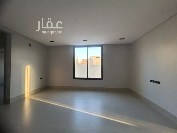 فيلا للبيع في شارع خديجة بنت خويلد, حي العريجاء الغربي, مدينة الرياض, منطقة الرياض صورة 4