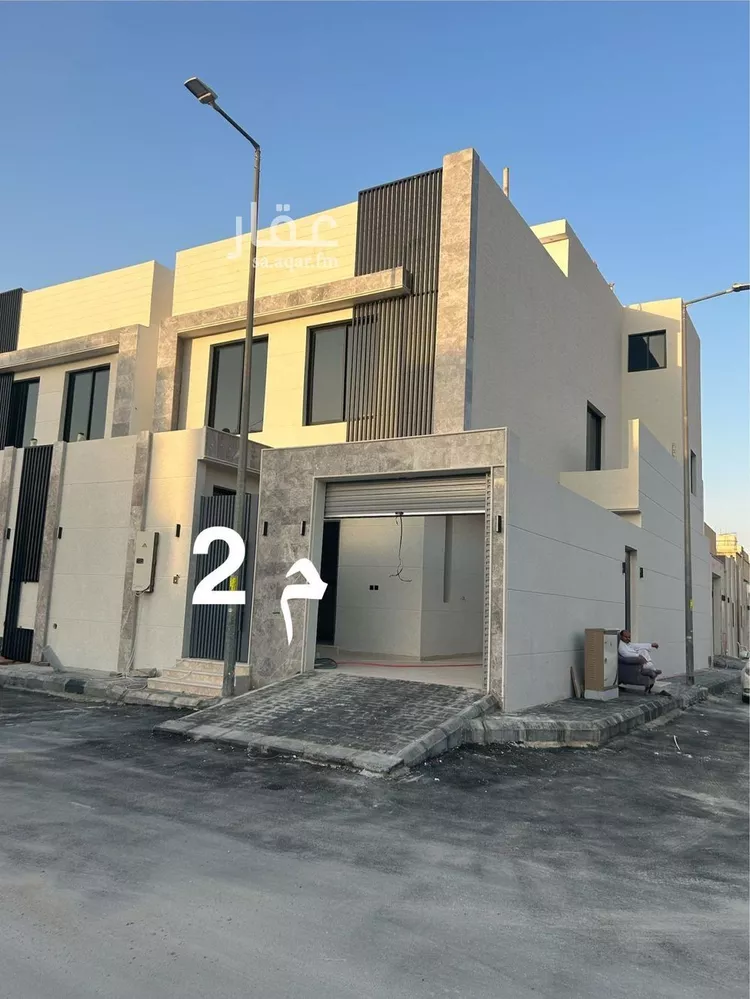 فيلا للبيع في شارع اسماء بنت ابي بكر, حي العريجاء الغربي, مدينة الرياض, منطقة الرياض
