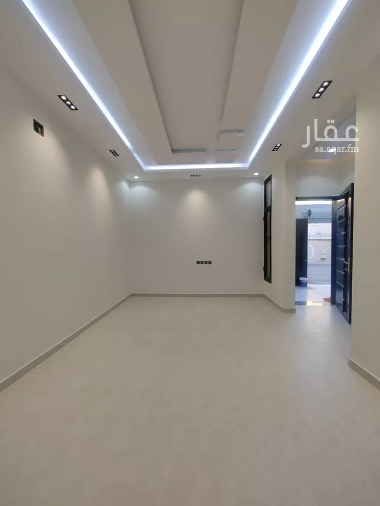 فيلا للبيع في شارع عباس بن فرناس, حي العريجاء الأوسط, مدينة الرياض, منطقة الرياض صورة 3