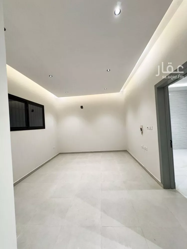 فيلا للبيع في شارع عبيدالله الهذلي, حي عكاظ, مدينة الرياض, منطقة الرياض صورة 4