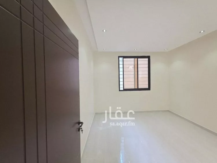 فيلا للبيع في شارع حامد عبدالحفيظ, حي عكاظ, مدينة الرياض, منطقة الرياض صورة 5
