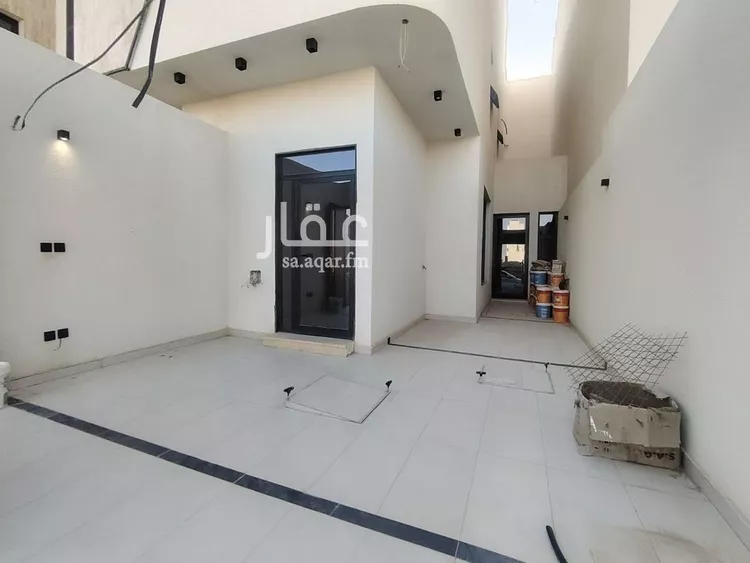 Floor for Sale in Riyadh Dahiat Namar 9
