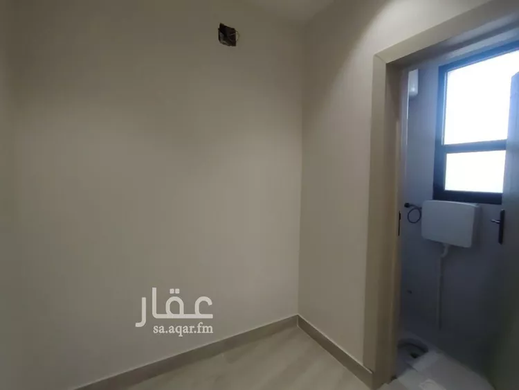 فيلا للبيع في شارع ابن نعيم, حي طيبة, مدينة الرياض, منطقة الرياض 11