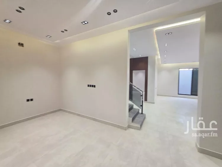فيلا للبيع في شارع العزيزيه, حي طيبة, مدينة الرياض, منطقة الرياض صورة 3