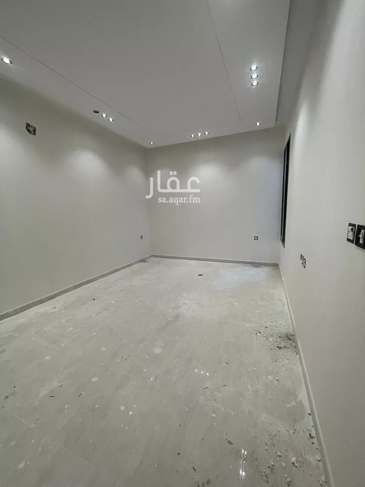 دور للبيع في شارع المضمار, حي الحزم, مدينة الرياض, منطقة الرياض 9