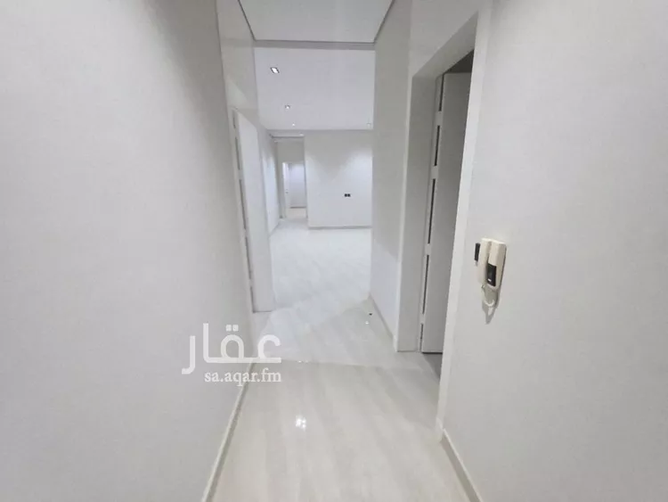 دور للبيع في شارع ريس, حي بدر, مدينة الرياض, منطقة الرياض صورة 5