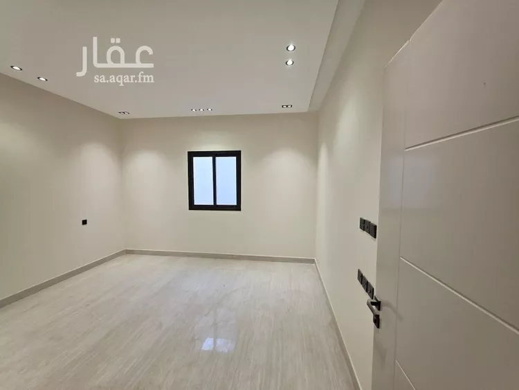دور للبيع في شارع العزيزيه, حي طيبة, مدينة الرياض, منطقة الرياض 10