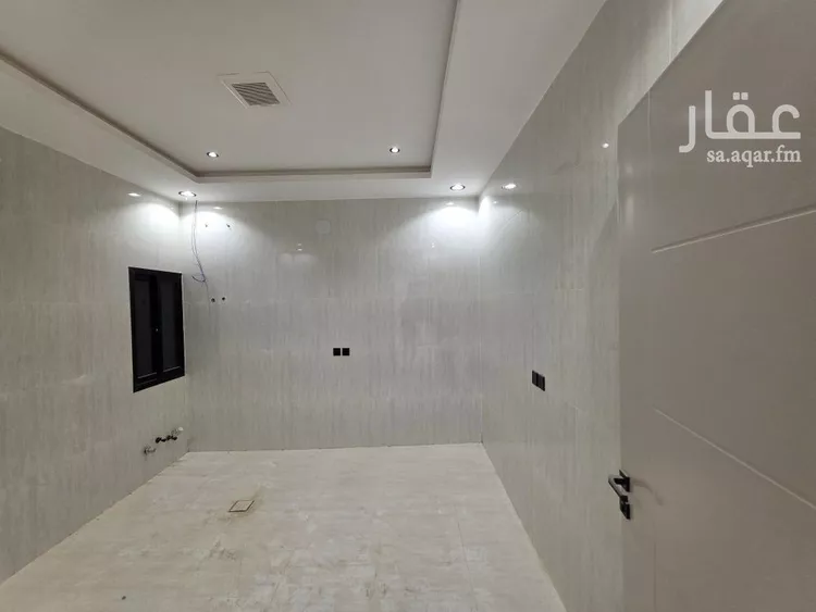 دور للبيع في شارع العزيزيه, حي طيبة, مدينة الرياض, منطقة الرياض 11