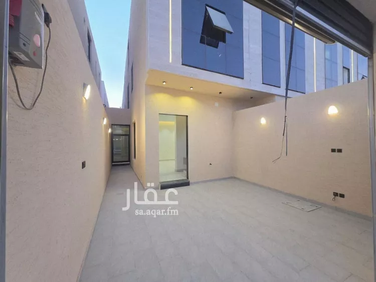 فيلا للبيع في شارع جنادة الهروي, حي بدر, مدينة الرياض, منطقة الرياض صورة 2