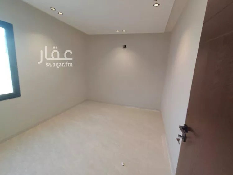 دور للبيع في شارع العزيزيه, حي طيبة, مدينة الرياض, منطقة الرياض 12