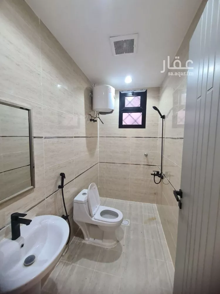 فيلا للبيع في شارع العزيزيه, حي طيبة, مدينة الرياض, منطقة الرياض 7