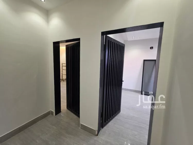 شقة للبيع في شارع العزيزيه, حي طيبة, مدينة الرياض, منطقة الرياض 4