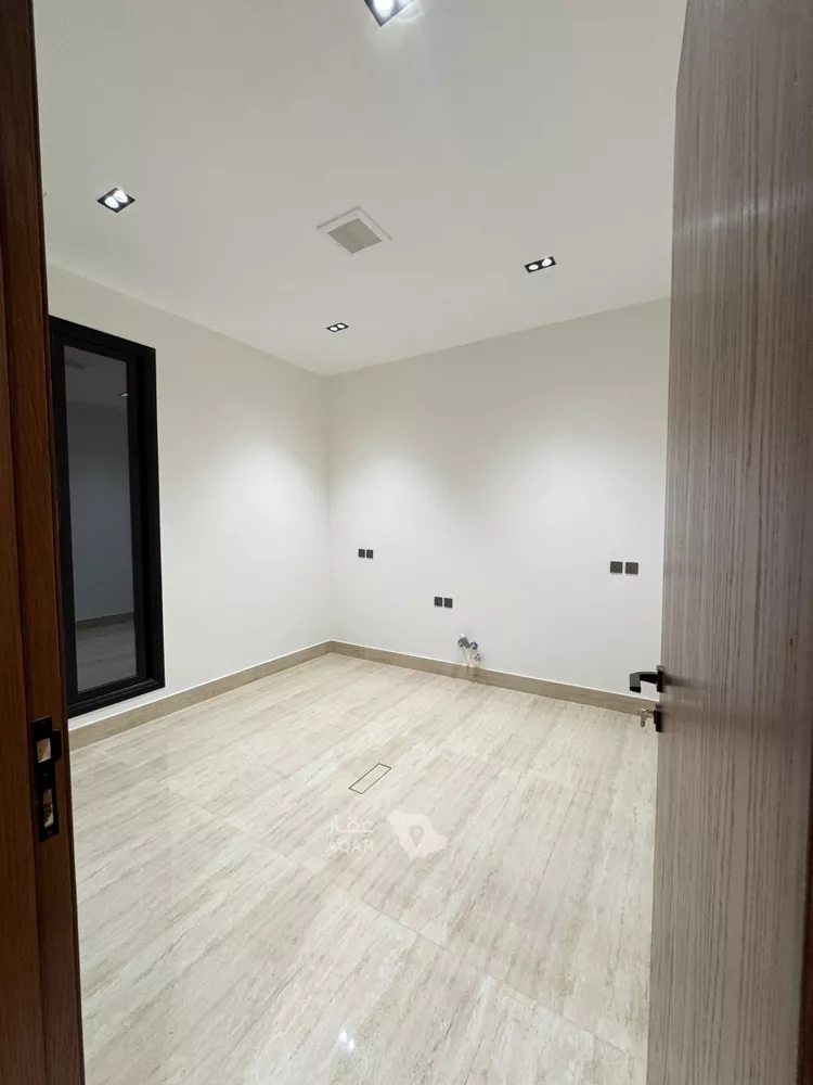 Floor for Sale in Riyadh As Suwaidi Al Gharabi 6