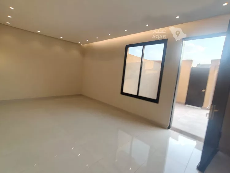 دور للبيع في شارع حجة الإسلام, حي عكاظ, مدينة الرياض, منطقة الرياض 8