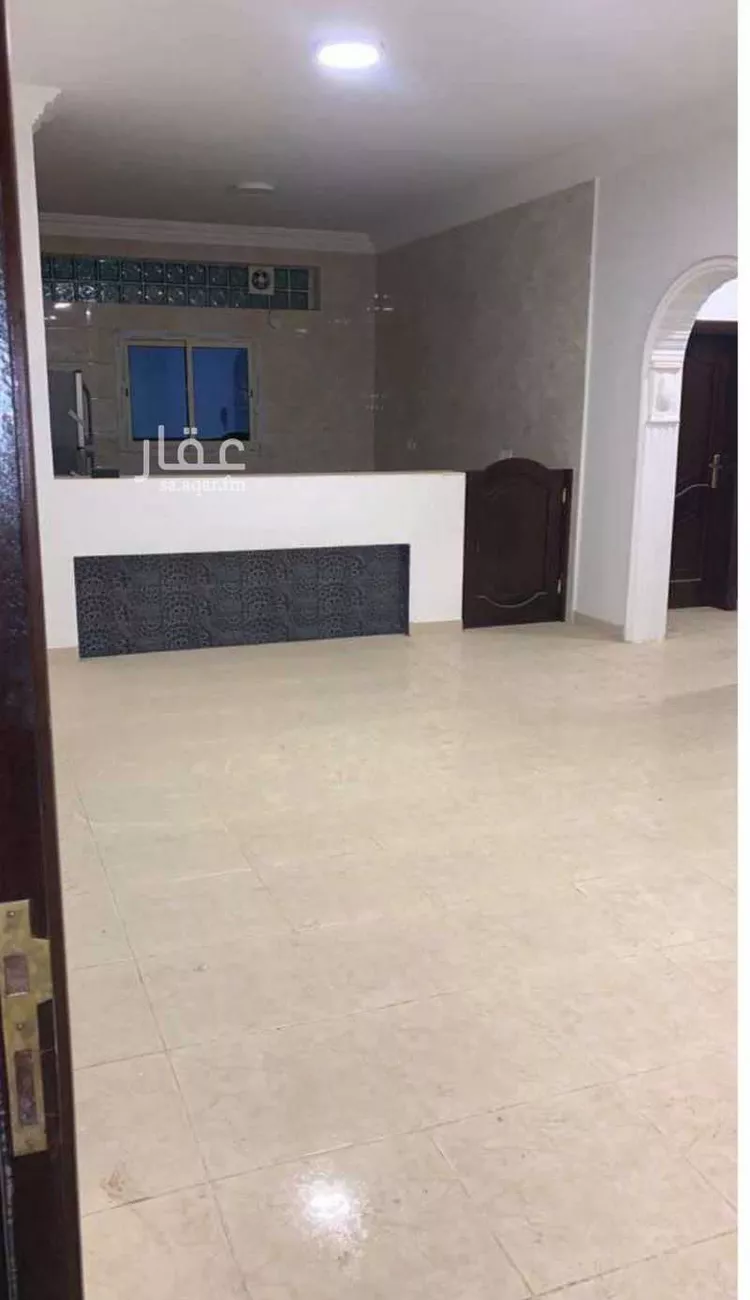 فيلا للبيع في شارع عبدالله ابن عمرو ابن بلبل ، حي ام خالد ، المدينة المنورة ، منطقة المدينة المنورة صورة 3