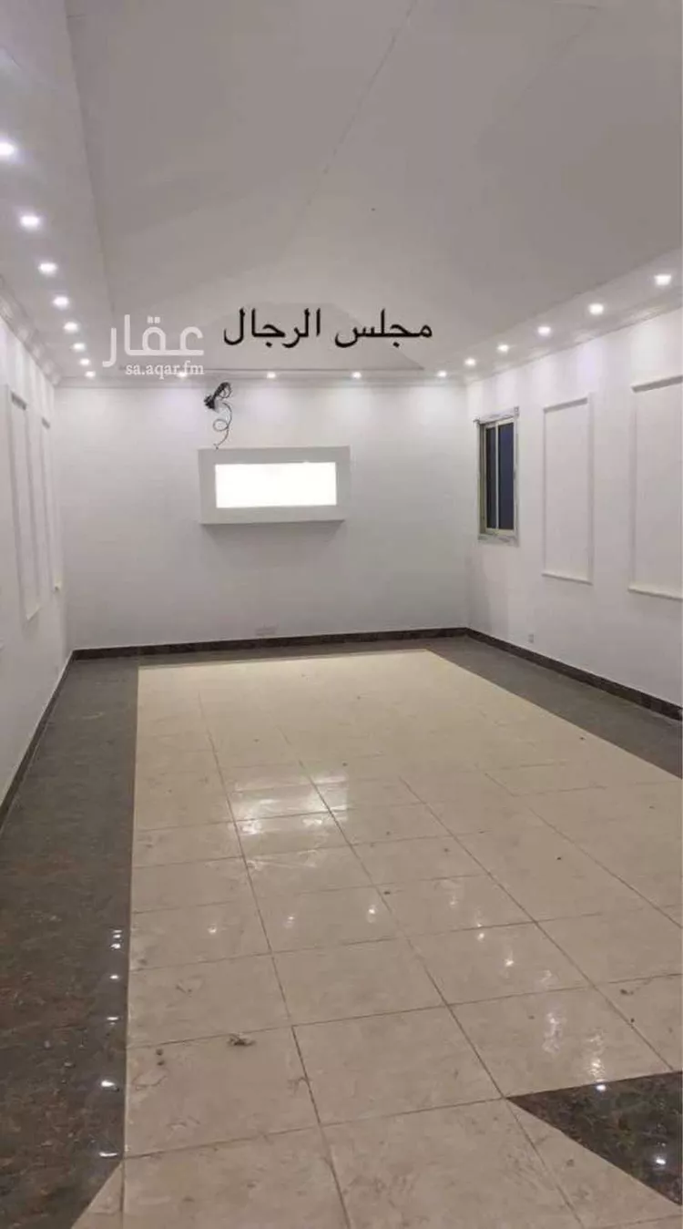 فيلا للبيع في شارع عبدالله ابن عمرو ابن بلبل ، حي ام خالد ، المدينة المنورة ، منطقة المدينة المنورة