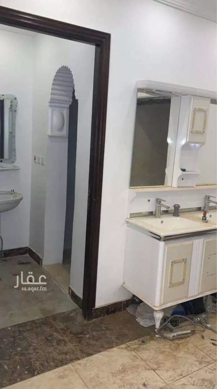 فيلا للبيع في شارع عبدالله ابن عمرو ابن بلبل ، حي ام خالد ، المدينة المنورة ، منطقة المدينة المنورة صورة 2